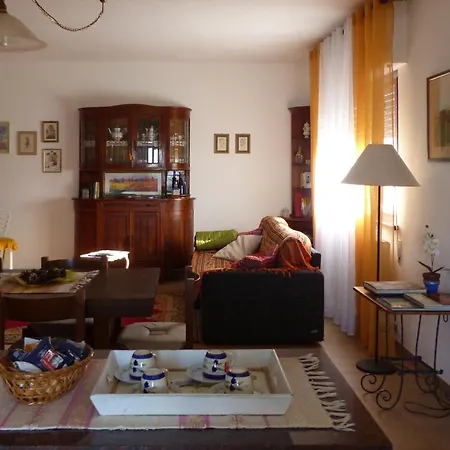 La Casa Di Silvia Appartement Massarosa